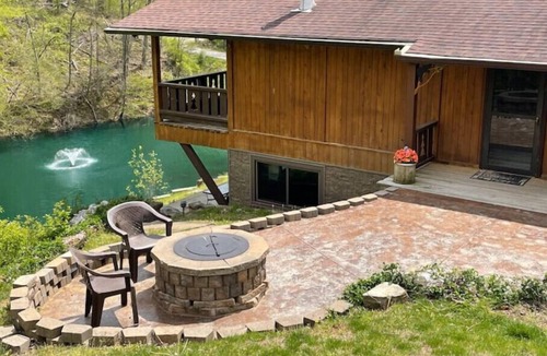 Union Ski Chalet | Timber Frame Country Retreat. Close to Ark Encounter, Creation Mus.-Entire Home