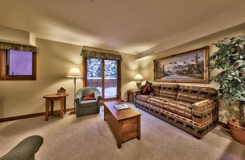 Sun Peaks House | Timberline Village #38 By Bear Country