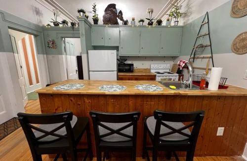 South End Apartment | Timeless Comfort, Downtown Living, Apt#2 at the Inglis Heritage