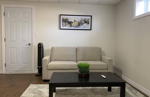 Campbellton Apartment | Ting's Place - Luxury Suite