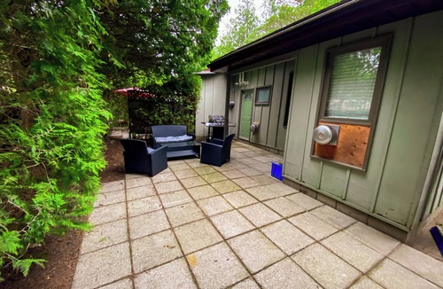 Sauble Beach Cottage | Tiny Luxury Cottage 1