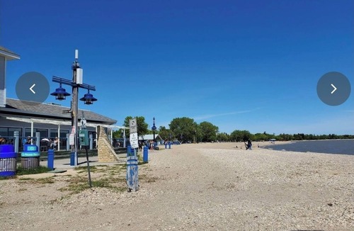 Gimli Condo | Top floor Lakeview Hotel One Bedroom available Aug 1-8 Icelandic festival week