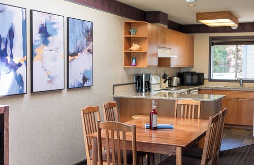 Regional District of Nanaimo Condo | Top floor ocean view 2 bedroom, 2 bathroom condo!