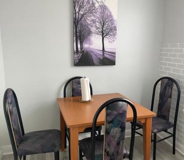 Fairbank House | Toronto Full Bed in a Room - Midtown