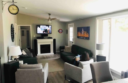 Sauble Beach Cottage | TOTAL RENOVATED Sauble Beach Cottage