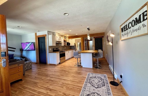 Big White Ski Resort Condo | Towering Firs Ski In/Ski Out Cozy Cabin