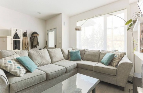 Old Strathcona House | Townhome off of Whyte Avenue