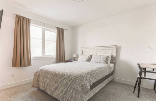 Old Strathcona House | Townhome off of Whyte Avenue