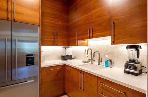 Whistler Creekside Ski Chalet | Trails End Kadenwood, super luxury estate, ski-in/out, hot tub, putting green
