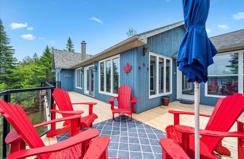 Lion's Head House | Tranquil 4br Waterfront Island Retreat