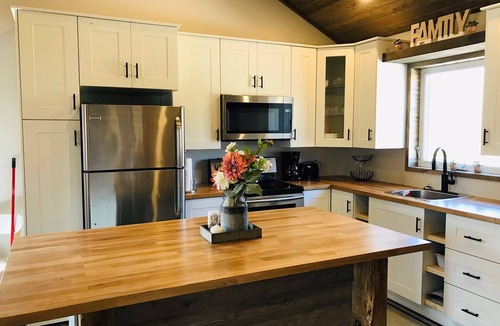 Saint Malo Cabin | Tranquil, Lovely Cabin in St Malo #9