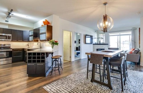North End Condo | Tranquil Waterfront Condo