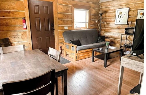 Lac Le Jeune Cabin | Tranquil Wilderness Cabin