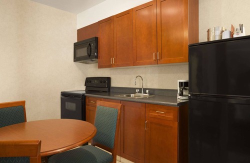 Strathmore Hotel | Travelodge by Wyndham Strathmore