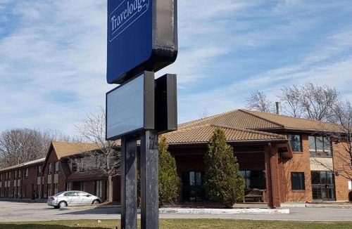 Welland Hotel | Travelodge by Wyndham Welland