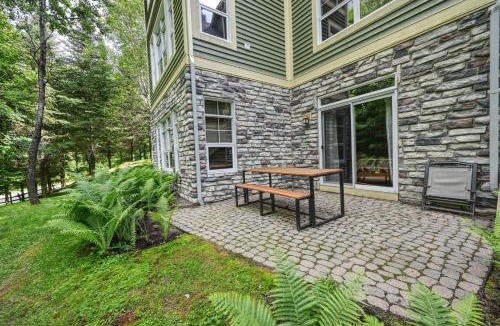 Tremblant-Les-Eaux Apartment | Tremblant Les Eaux by Rendez-Vous Mont-Tremblant