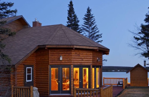 Main Brook Cabin | Tuckamore Lodge Rentals - Main Cedar Lodge - Suite 12