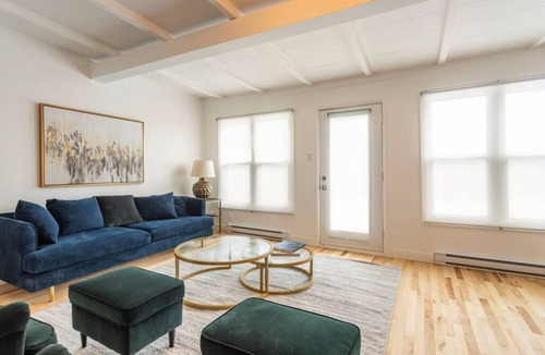 Hochelaga-Maisonneuve Apartment | Two 3BR apartments All yours! Downtown MTL