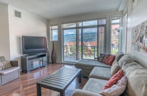 North End Apartment | Two Bed - Two Bath - Two Pools Apt