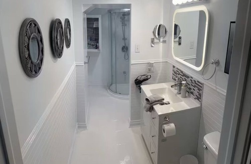 Dorval Apartment | Ultra-clean basement apartment near Montreal airport!