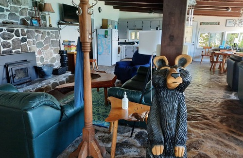 Lion's Head Cottage | Unique stone cottage on Turquoise waters of the Bruce Pennisula