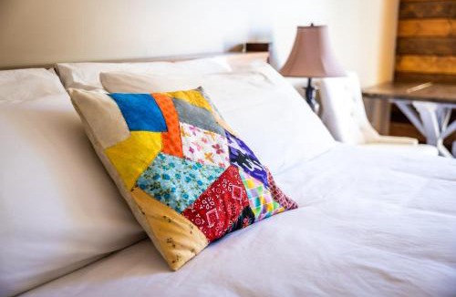 Cormack Bed & Breakfast | Upper Humber Settlement a FarmStay B&B