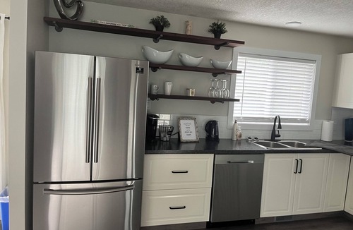Grande Prairie House | Upper level home in Grande Prairie