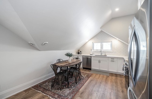 Cumberland Beach Cottage | Upper Shadow Creek Haven