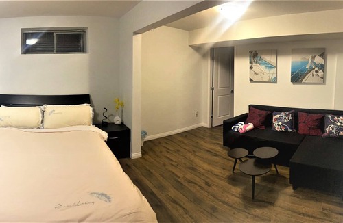 South Central House | Upscale 2 Bedroom Suite Basement