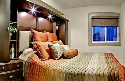 Connaught Apartment | Uptown 1D06 - 1 Bedroom + Den - Calgary, Alberta