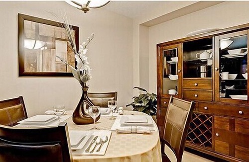Connaught Apartment | Uptown 1D06 - 1 Bedroom + Den - Calgary, Alberta