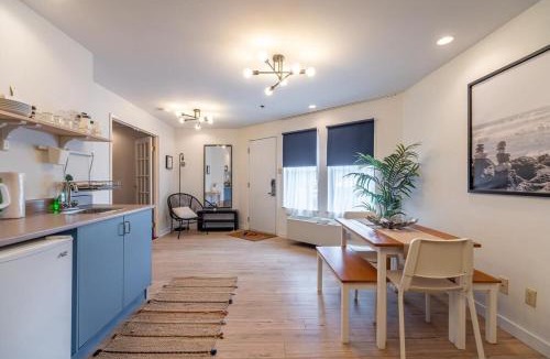Dartmouth House | Urban Nest, 1-BDRM Apt, Ground Floor