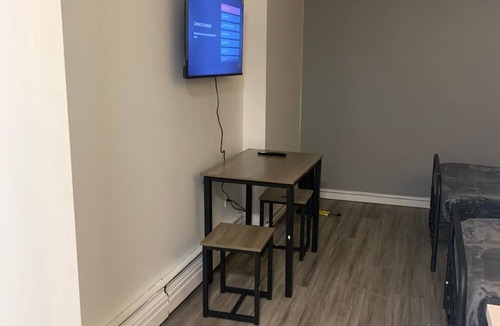 Downtown Calgary Apartment | Urban Oasis: Cozy Studio in Calgary's Heart