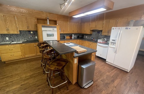 Blaeberry House | VACATION RENTAL- SLEEPS UP TO 10 -GOLDEN BC