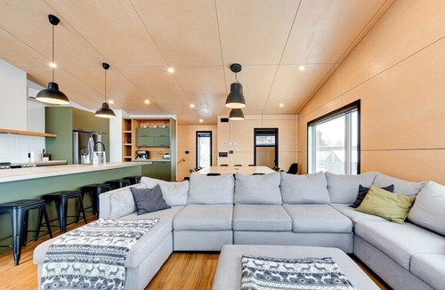 Saint Ferreol les Neiges House | VAIL 12 - Modern 5 bedroom chalet for 18 people with spa