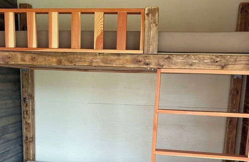 Valemount Cabin | Valemount Mountain Bunkie