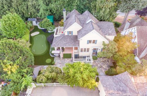 Kerrisdale Villa | Vancouver Golf Villa - Private Oasis