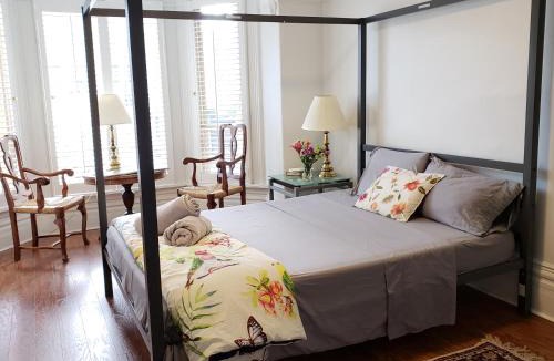 Central House | Vancouver Hideaway Guesthouse