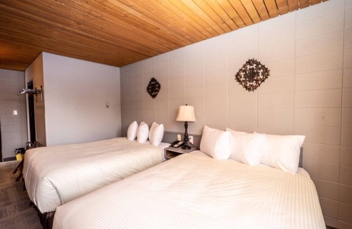 Vegreville Hotel | Vegreville Garden Inn