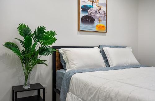 Southeast Calgary House | Very Central& Fully Renovated - Near Zoo& Downtown