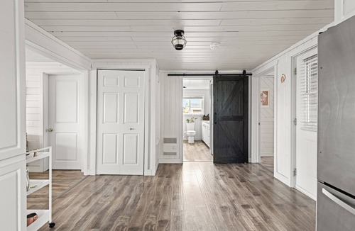 Grand Barachois Cottage | Very cozy and spacious 4-season cottage with easy access to Ocean