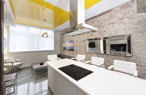 Milton Park Apartment | Vibrant Loft near Plateau Mont Royal and Festivals