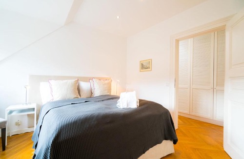 Wieden Apartment | Vienna Residence | Terrific apartment with a phenomenal roof terrace just opposite Belvedere Castle