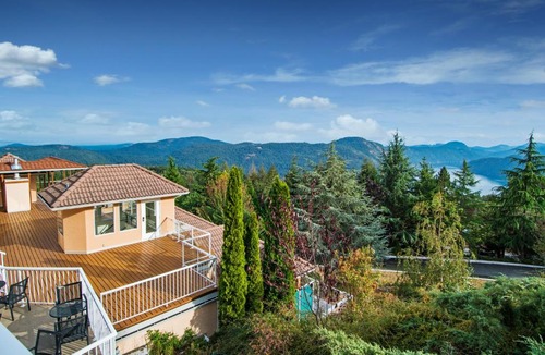 Malahat Resort | Villa Eyrie Resort