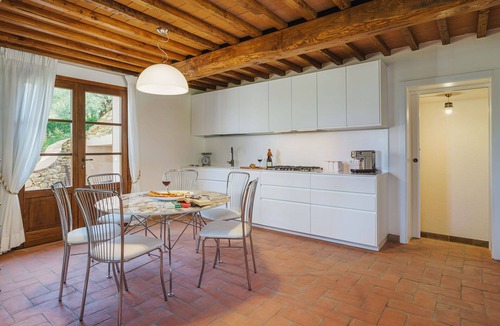 Vicopisano Villa | Villa/Independent home in Vicopisano with 2 bedrooms sleeps 5