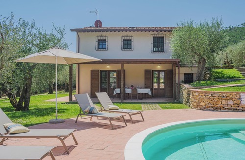 Vicopisano Villa | Villa/Independent home in Vicopisano with 2 bedrooms sleeps 5