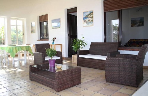 Marina di Modica Villa | Villa Sara, a veranda facing the sea (with air conditioning and pellet stove).