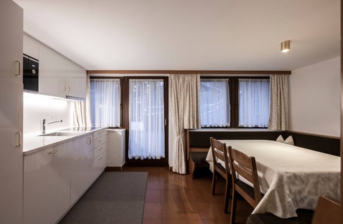 Ortisei Apartment | Villa Stella Apartment N42 near ski lifts, mountain view, Wi-Fi, terrace, garden