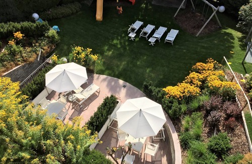 Ortisei Apartment | Villa Stella Apartment N42 near ski lifts, mountain view, Wi-Fi, terrace, garden