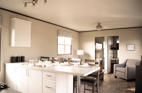 Niagara-on-the-Lake Cabin | Vine Ridge Resort